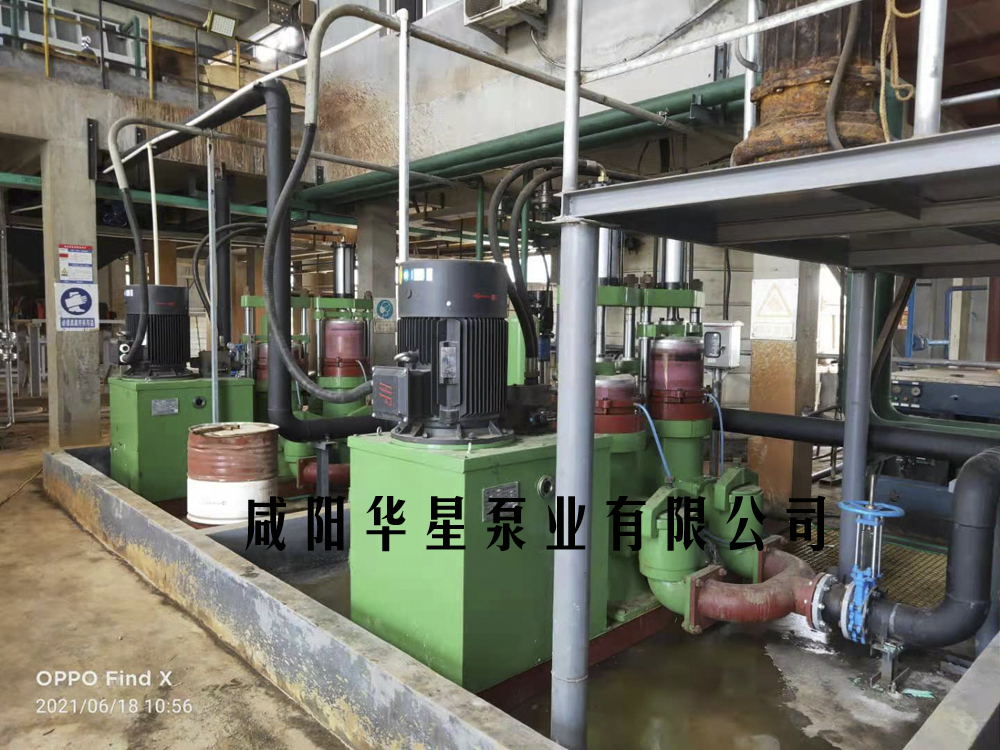 YB300-40柱塞泥漿泵市政污水處理現(xiàn)場(chǎng)